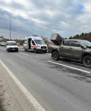 Muratlı Sanayi Sitesi önünde trafik kazası: 1 yaralı