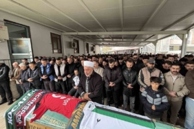 Silahlı kavgada hayatını kaybeden futbolcu Uğurcan Bekçi toprağa verildi