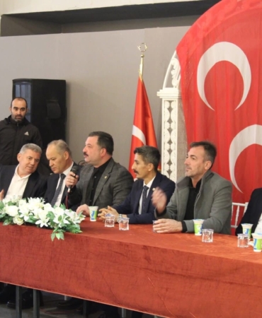 Gönen Çayı’ndaki kirlilik tartışması MHP toplantısına damga vurdu