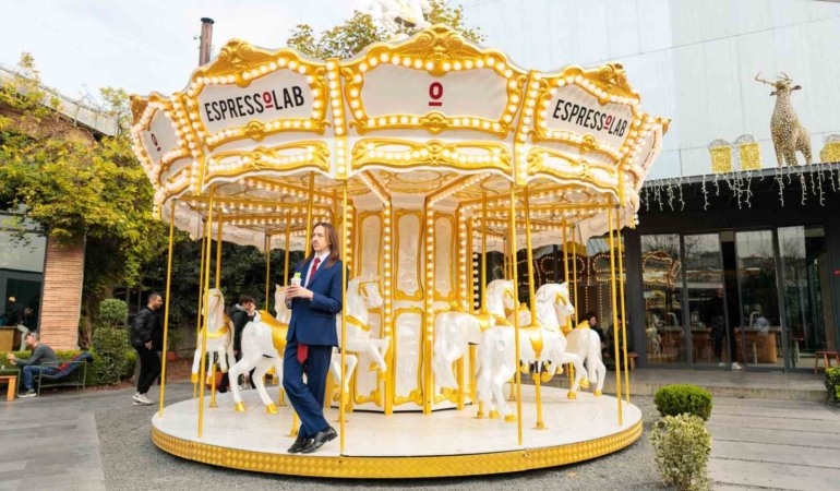 Espressolab’den Tommy Cash sürprizi