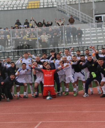 Söğütspor zorlu maçı kazanmasını bildi