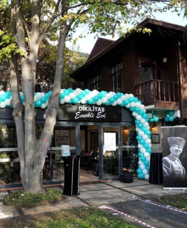 Beşiktaş’ta Dikilitaş Emekli Evi hizmete açıldı