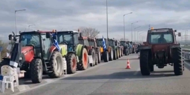 Yunan çiftçilerin Kipi Gümrük Kapısı’nda traktörleriyle eylemleri devam ediyor