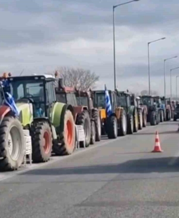 Yunan çiftçilerin Kipi Gümrük Kapısı’nda traktörleriyle eylemleri devam ediyor