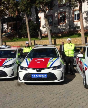 Bilecik’te emniyet ve jandarmanın araç filosu güçlendi: 67 araç hizmette alındı