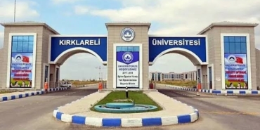 Kırklareli Üniversitesi’nde tavuklu pilav yiyen 53 öğrenci zehirlenme şüphesiyle hastaneye başvurdu