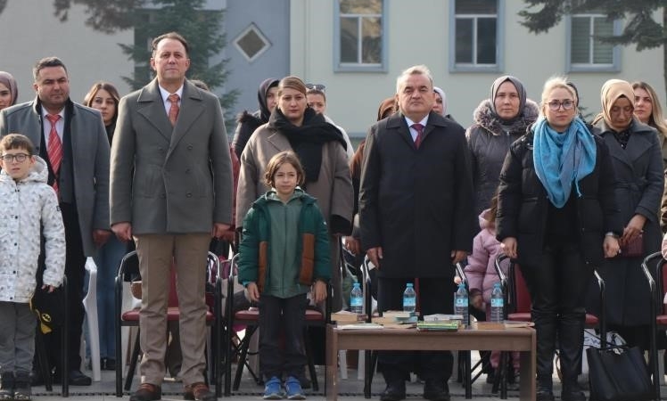 Bozüyük’te kitap okuma etkinliğine Kaymakam Öztürk’ten destek
