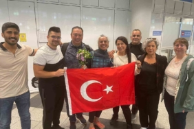 Dünyanın en yüksek 2.dağına tırmanıp tarihe geçen Türk kadın dağcı o anları anlattı