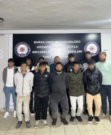 Düzensiz göçmenlere şafak operasyonu