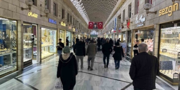 Bursa’da Vakıfların fahiş kira zammı esnafı vurdu