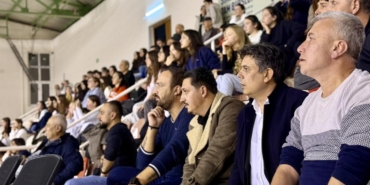 Başkan Durgut’tan Söğütspor Voleybol Takımına tribün desteği