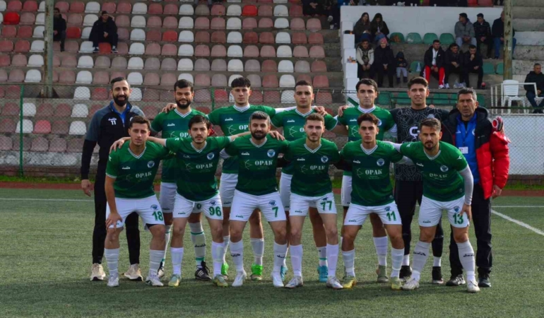 Osmaneli Gençlerbirliği Spor kayıpsız devam ediyor