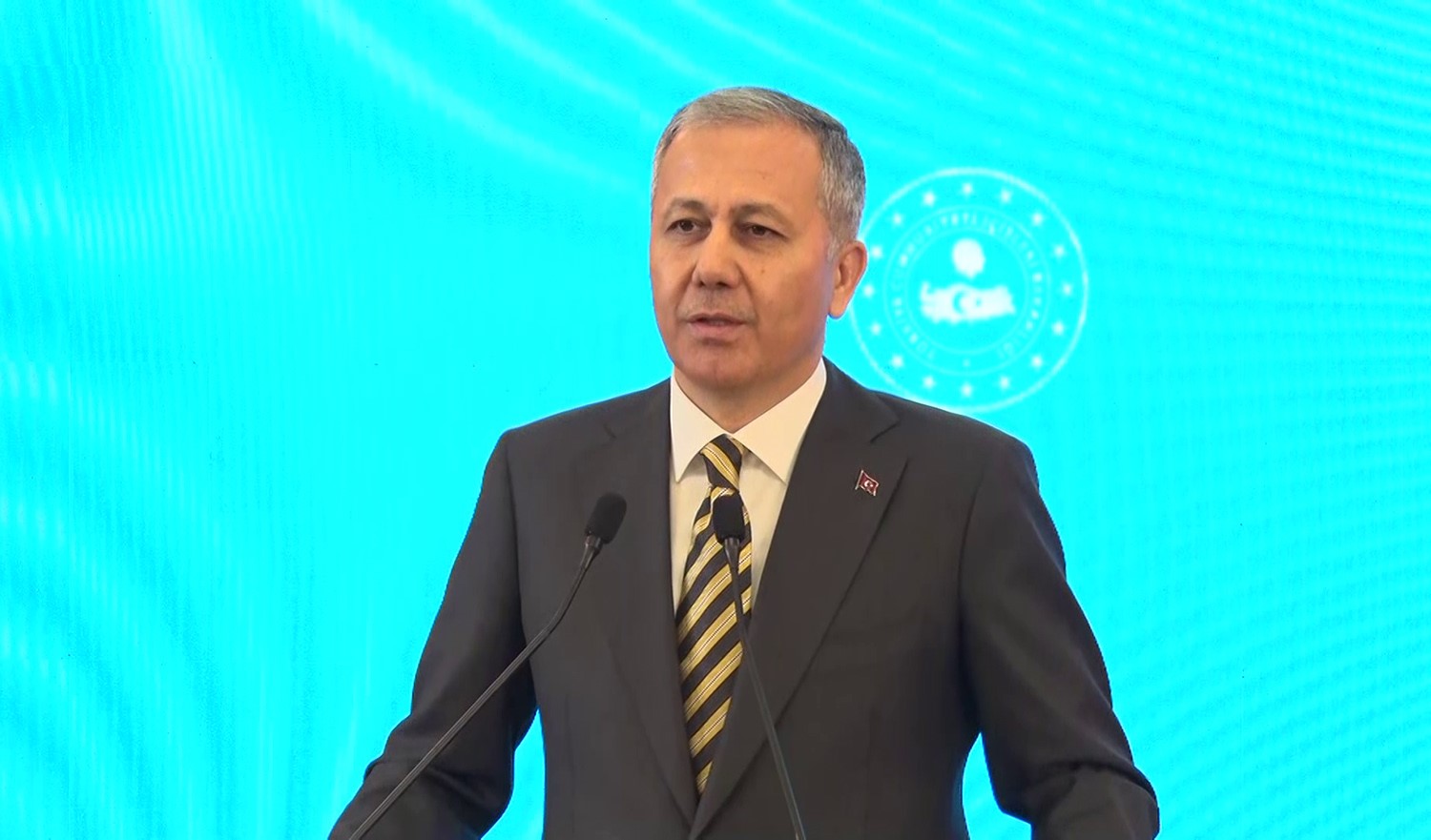 İçişleri Bakanı Ali Yerlikaya: "İstanbul’da 339 suç örgütünü çökerttik, 6 bin 31 şahsı tutukladık"