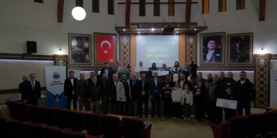 Aile okulunda ödüller sahiplerini buldu