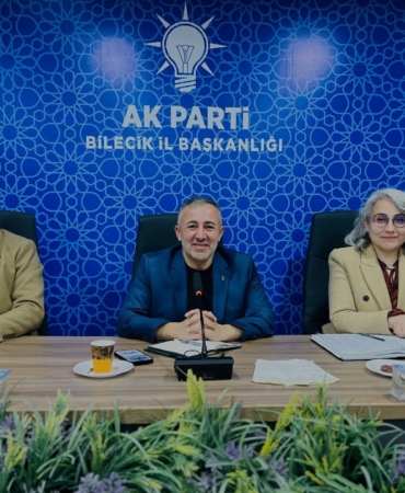 AK Parti’de Haftalık Olağan İl Yönetim Kurulu Toplantısı