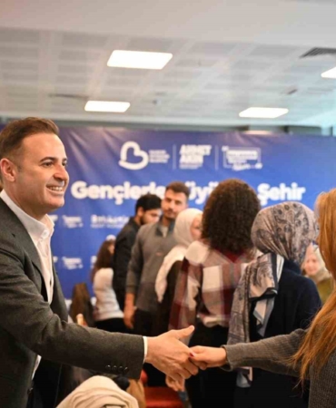 Başkan Akın: "Gençlerimizin her talebi bizim önceliğimiz"