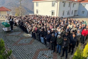 Otomobilin çarpması neticesinde hayatını kaybeden şahıs defnedildi