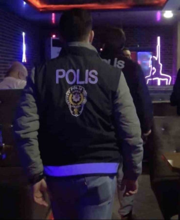 Bursa’da yılbaşı öncesi geniş çaplı uygulama: Kaçak ve sahte alkole geçit yok