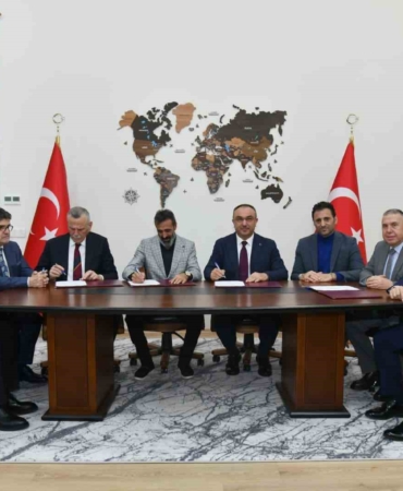 Çerkezköy’de hayırseverlerden eğitime ve sağlığa büyük destek