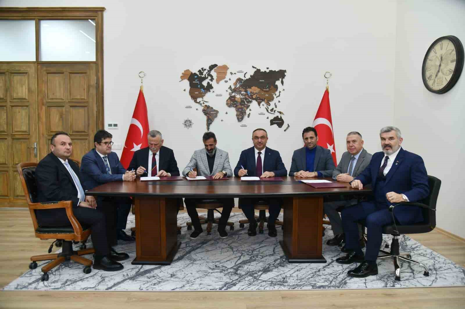 Çerkezköy’de hayırseverlerden eğitime ve sağlığa büyük destek