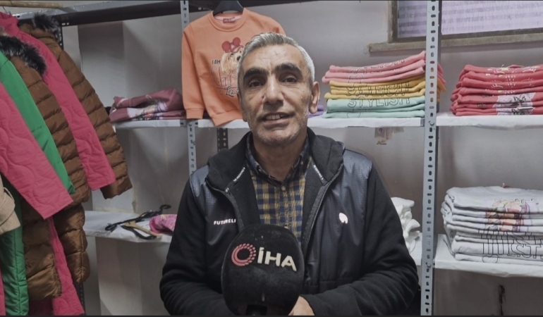 Sultangazi’de paranın geçmediği AVM açıldı