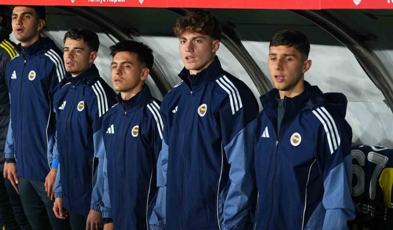 18 yaşındaki Haydar Karataş ile 16 yaşındaki Alaettin Ekici, derbide forma giydi