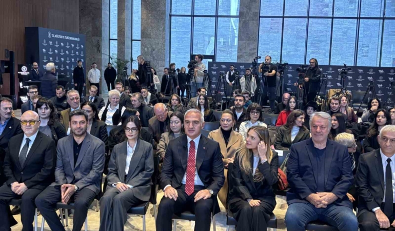 Bakan Ersoy: "Dizi ihracatından elde edilen gelir 1 milyar doları geçti"