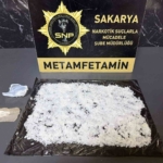 İstanbul’dan Zonguldak’a uyuşturucu sevk eden şahıslar Sakarya’da yakalandı