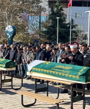 Öldürüp intihar etmişti, kızıyla yanyana toprağa verildi