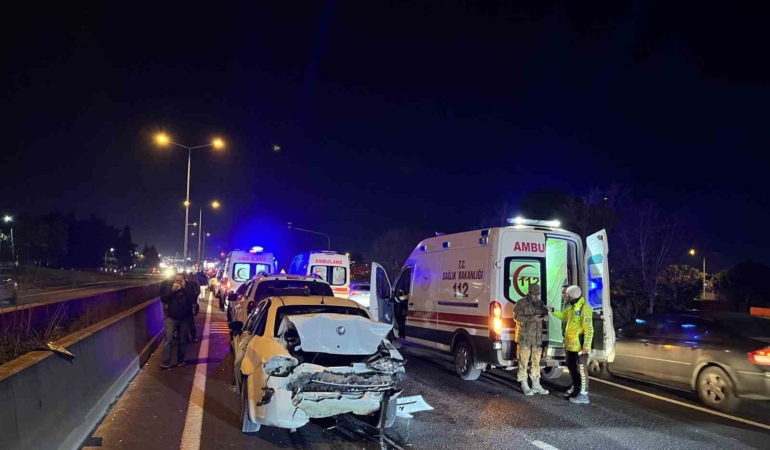 Tekirdağ’da zincirleme kaza: 2’si asker 5 yaralı