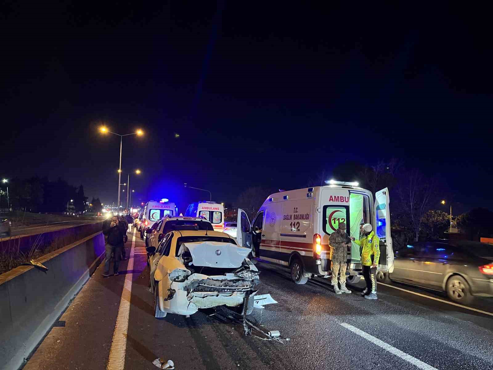 Tekirdağ’da zincirleme kaza: 2’si asker 5 yaralı
