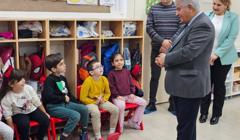 Milli Eğitim Müdürü Anaokulunda minik öğrencilerle buluştu