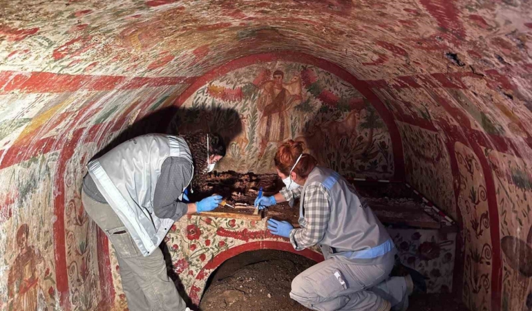 İznik’te erken Hristiyanlık dönemine ait benzersiz ’Çoban İsa’ figürü ortaya çıkarıldı