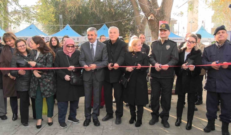 Edirne’de polis eşleri tek yürek oldu, tüm ürünler tükendi