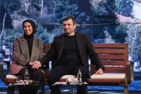 Selçuk Bayraktar: "Geleceğe yürüyebilmek için farklı olmanız gerekiyor"