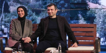 Selçuk Bayraktar: "Geleceğe yürüyebilmek için farklı olmanız gerekiyor"