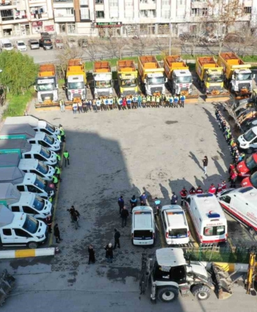 Esenyurt Belediyesi karla mücadeleye hazır