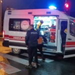 Kocaeli’de otomobil hafif ticari araca çarptı: 3 yaralı