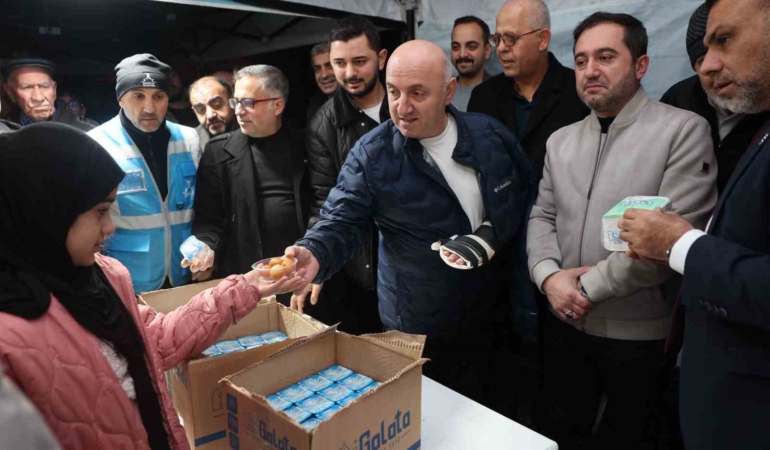 Darıca’da vatandaşlara lokma ikram edildi