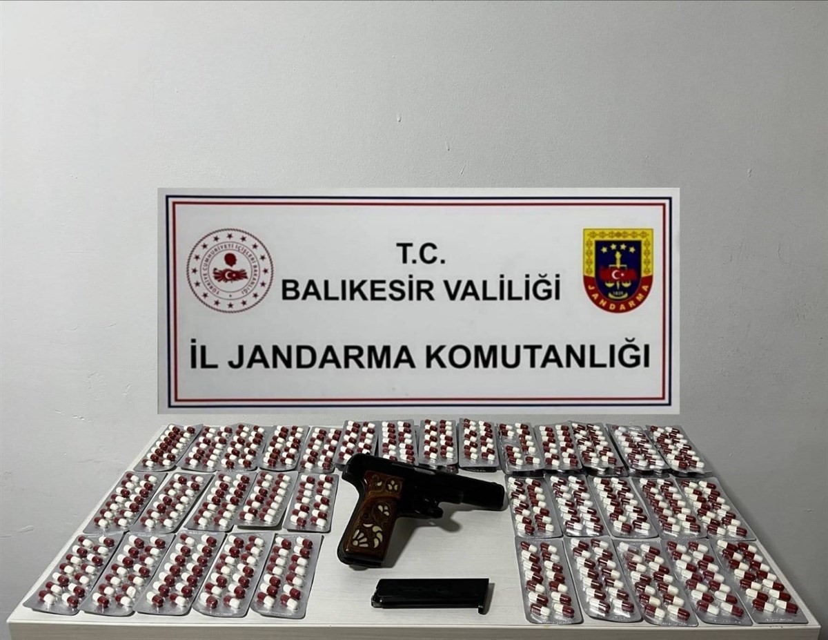 Balıkesir’de 8 ilçede uyuşturucu operasyonu; 31 şahıs yakalandı