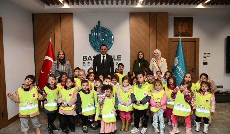 Başiskele’de 4-6 yaş Kur’an kursu öğrencilerinden belediye ziyareti