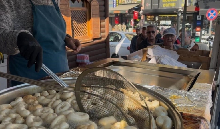 Bursa’da taksicilerden yürek ısıtan şehitler hayrı