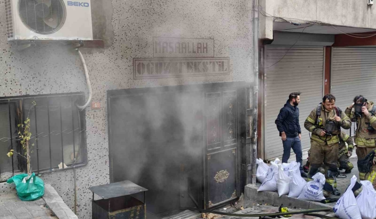Bağcılar’da tekstil atölyesinde korkutan yangın