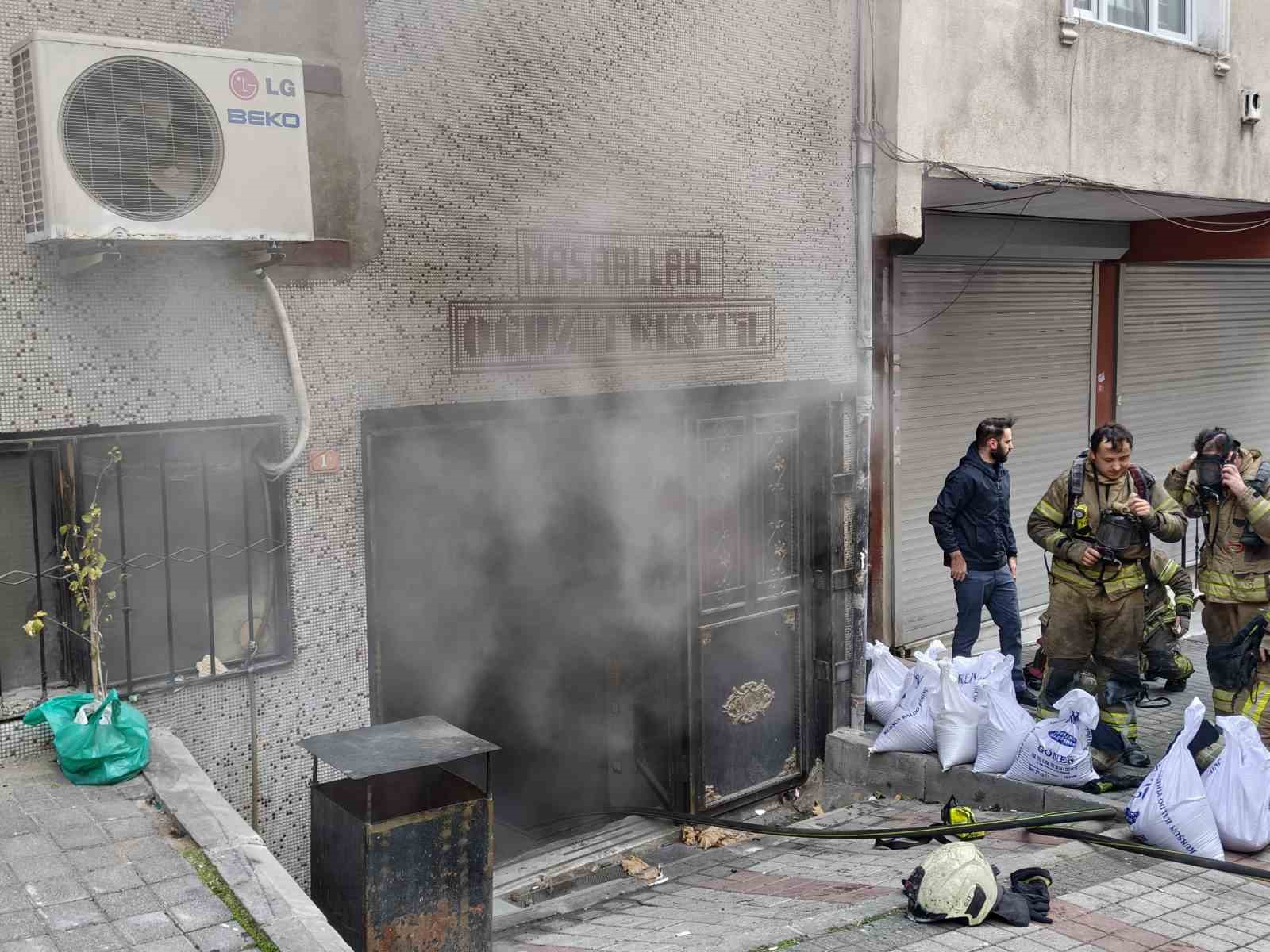 Bağcılar’da tekstil atölyesinde korkutan yangın