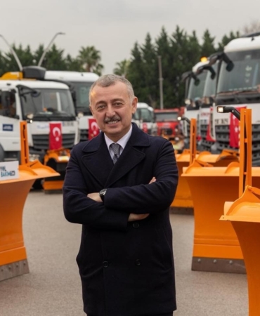 3 haftada 10 tramvay, 68 otobüs ve 42 iş makinesi hizmete alındı