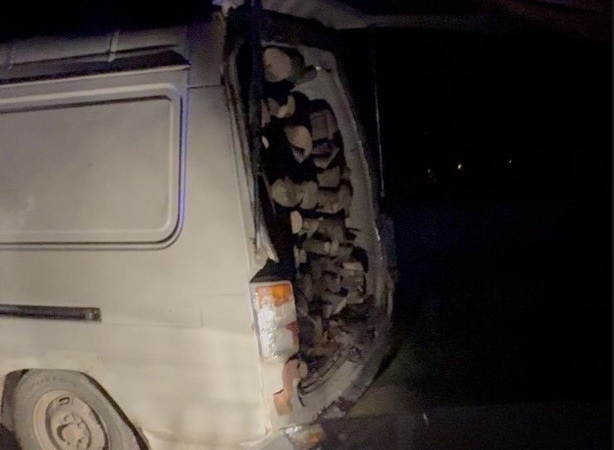 Gönen ve Manyas sınırında odun hırsızlığına suçüstü