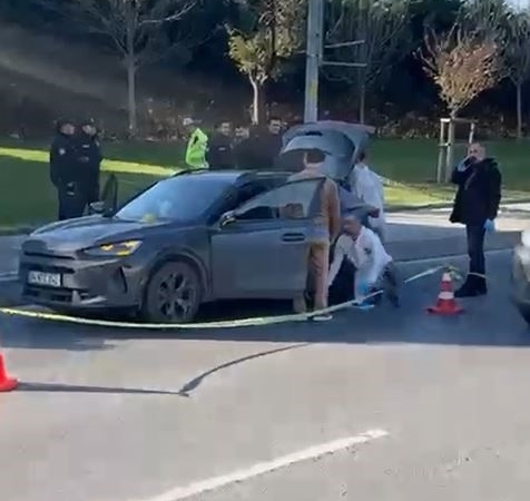 Bakırköy’de seyir halindeki otomobile silahlı saldırı: 1 ölü