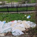 Bilecik’te yol kenarına atılan 15 çuval ekmek hamuru temizlendi