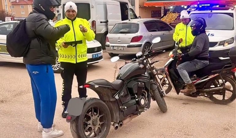 Bilecik’te motosiklet ve ATV sürücülerine trafik denetimi