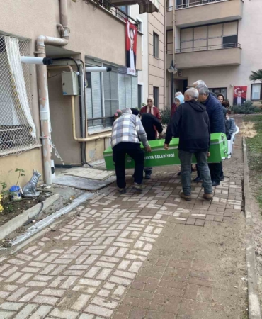 Bursa’da evinde ölü bulunan yaşlı kadının ölümü şüpheli bulundu